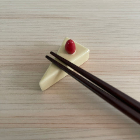 Cheesecake Chopstick Rest